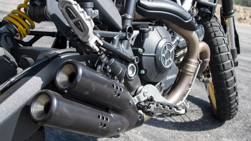 Illustration for article titled The Ducati Scrambler Desert Sled Is Fun To Ride But It's Best At Looking Cool